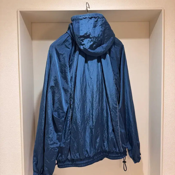 [SOLD OUT] 아더에러 스컬프처 로고 트랙 집업