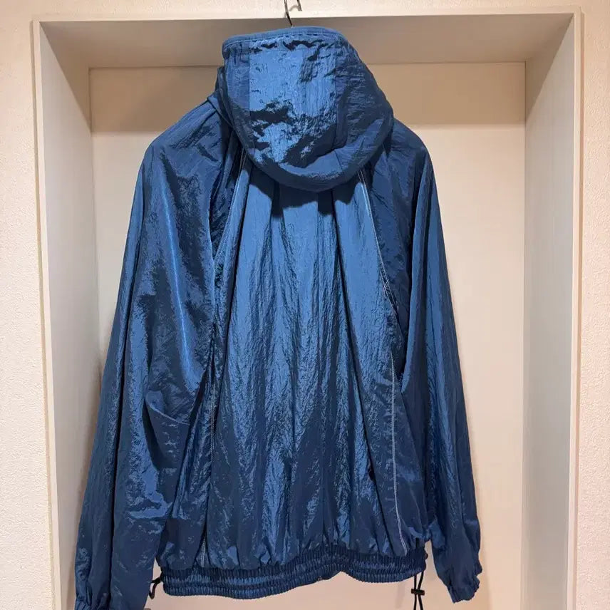 [SOLD OUT] 아더에러 스컬프처 로고 트랙 집업