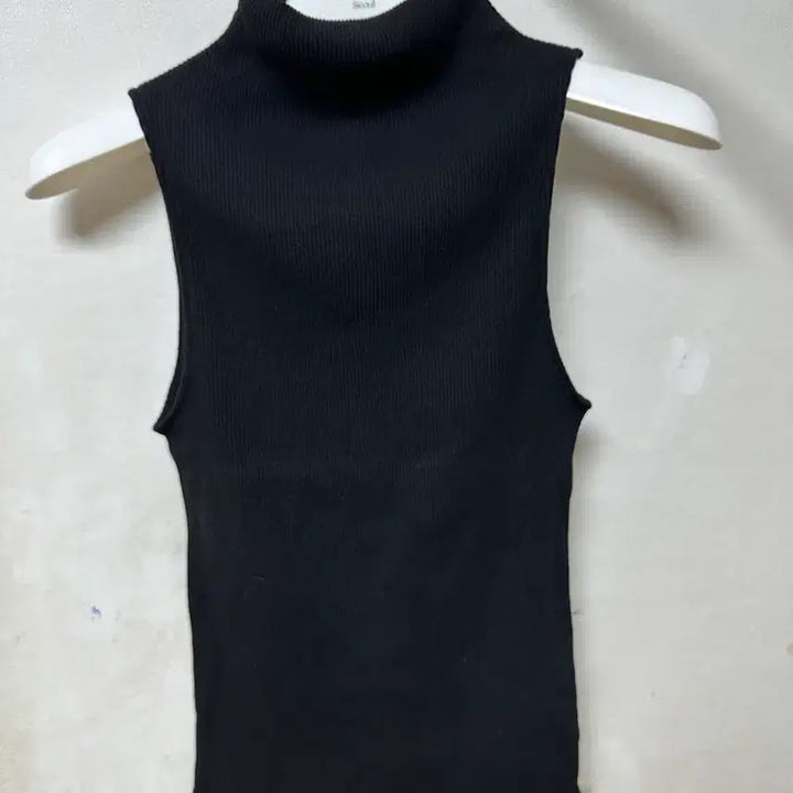 [BUNJANG] Repos Ribbed Tank Top / 리포스 골지나시