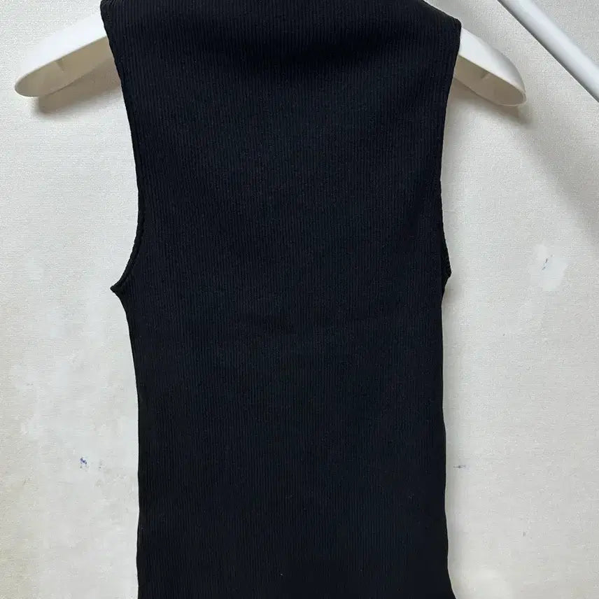 [BUNJANG] Repos Ribbed Tank Top / 리포스 골지나시