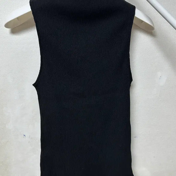 [BUNJANG] Repos Ribbed Tank Top / 리포스 골지나시