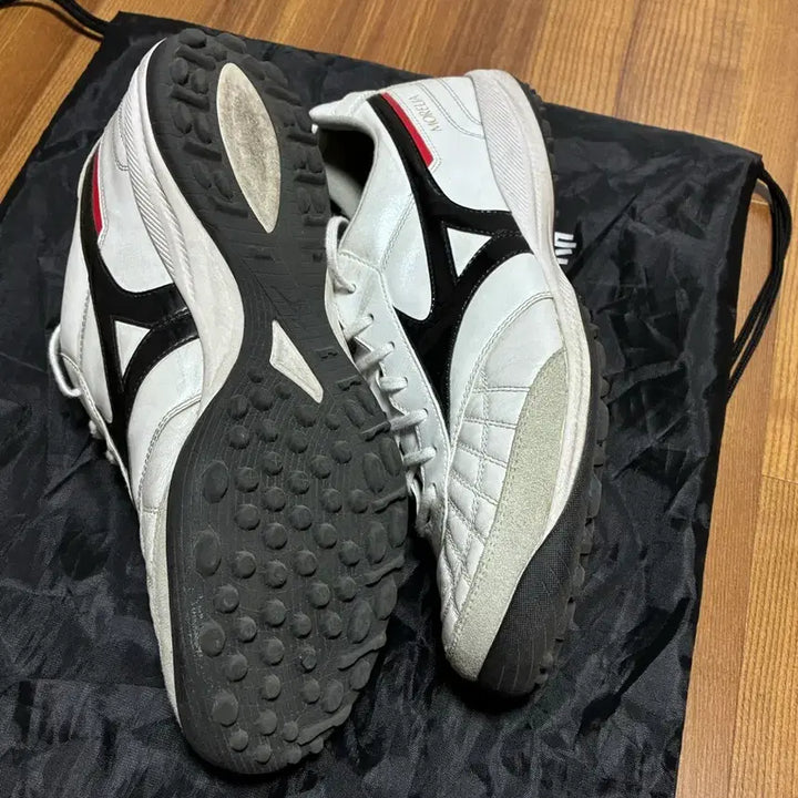 [SOLD OUT] 미즈노 모렐리아 살라 재팬 tf 270