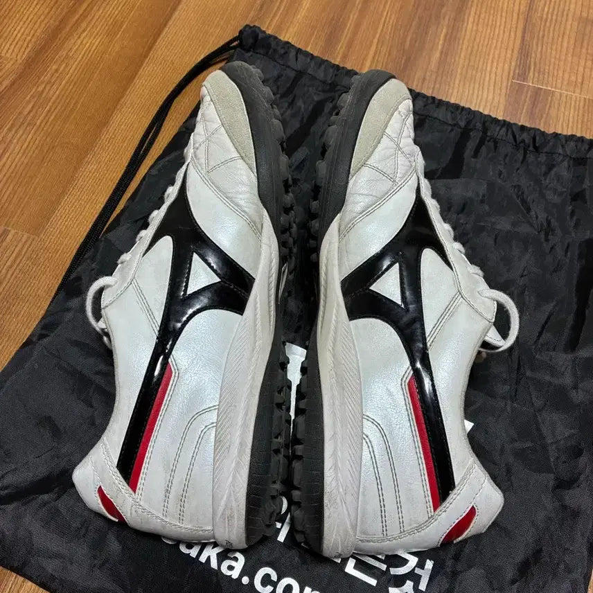 [SOLD OUT] 미즈노 모렐리아 살라 재팬 tf 270
