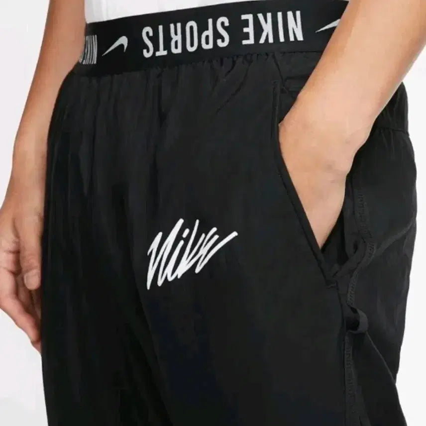 [BUNJANG] Nike Woven Pants Black Nylon Size L / 나이키 우븐 팬츠 L사이즈