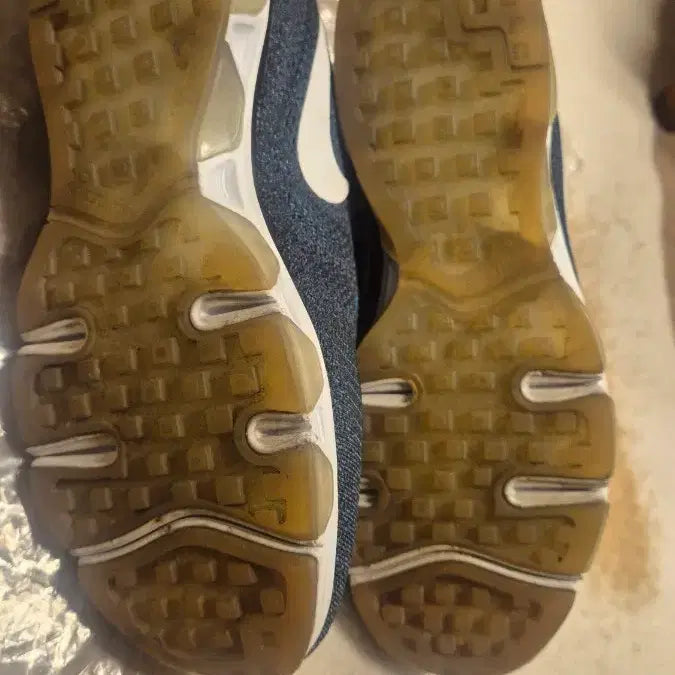 [BUNJANG] Nike Air Max Tailwind 8 Running Shoes / 정품)나이키 에어맥스 테일윈드8      285