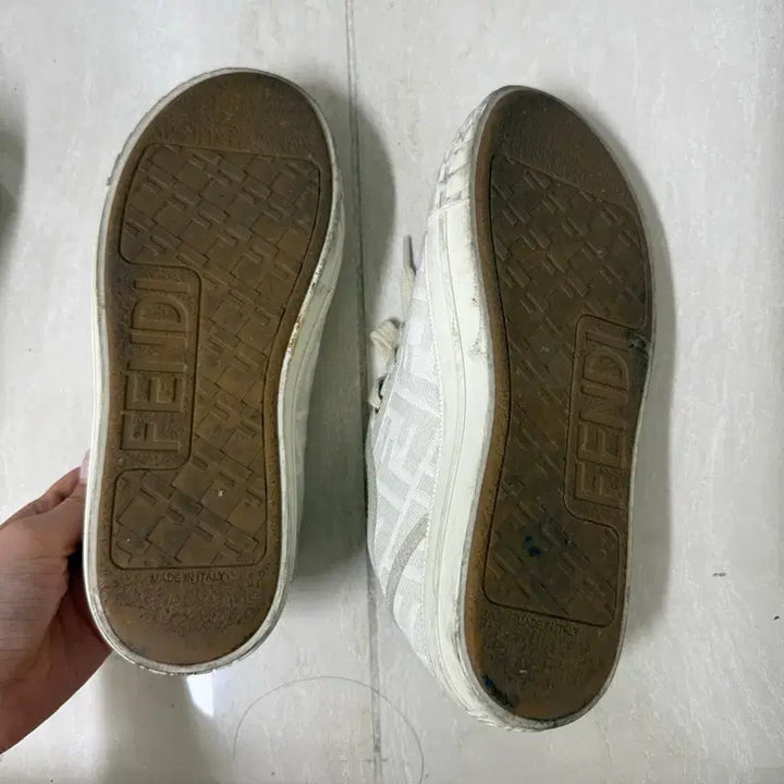 [BUNJANG] Fendi Sneakers / 펜디정품스니커즈