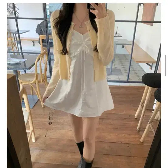[SOLD OUT] 루앤메리 리본 끈나시 미니 원피스