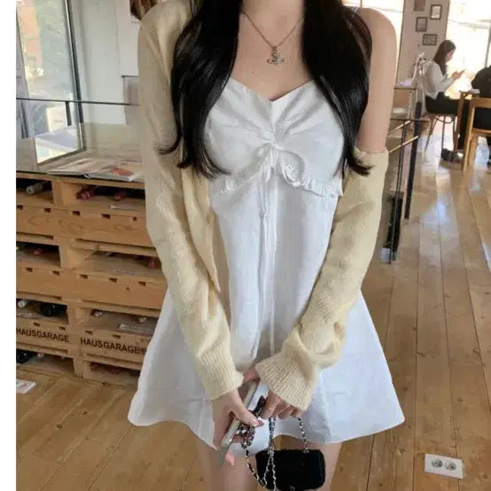 [SOLD OUT] 루앤메리 리본 끈나시 미니 원피스