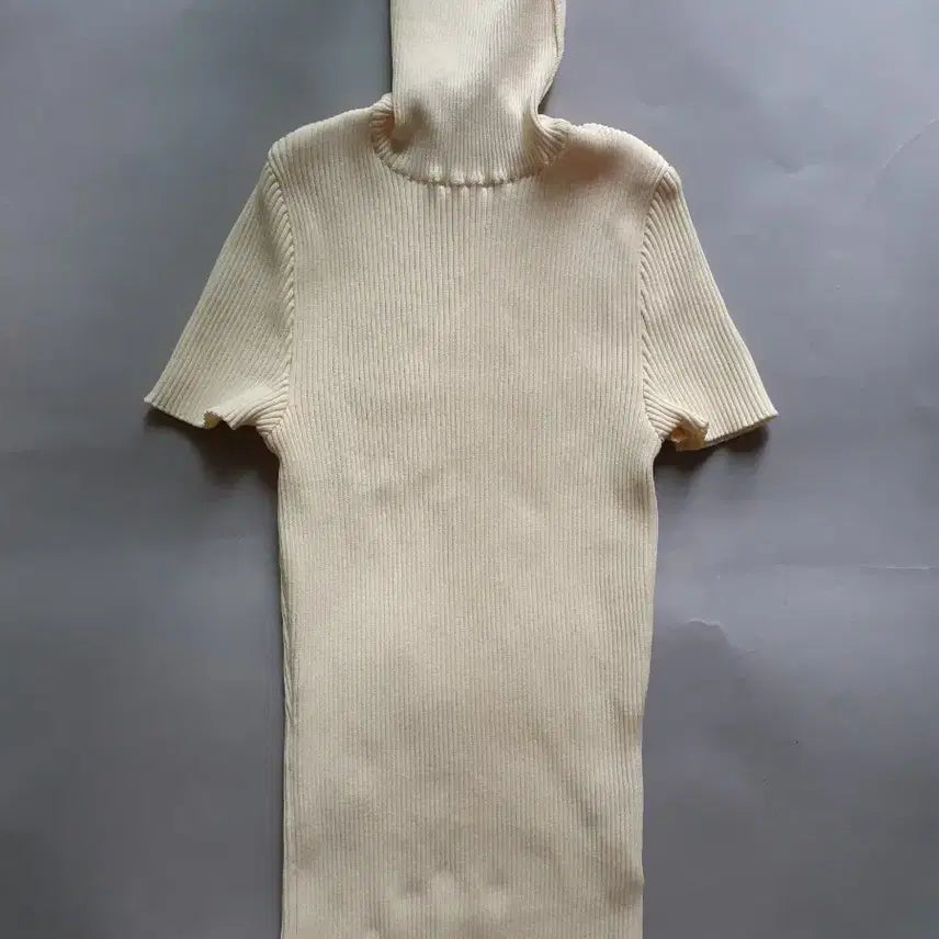 [BUNJANG] System Butter Yellow Ribbed Short-Sleeve Top / 한섬 시스템 골지 반팔 티 버터옐로