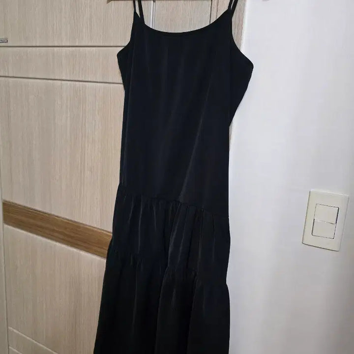 [BUNJANG] Lucky Chouette Ruffle Dress / 럭키슈에뜨 캉캉원피스