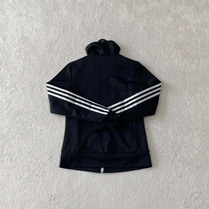 [SOLD OUT] 85 아디다스 여성 유로파 블랙 져지