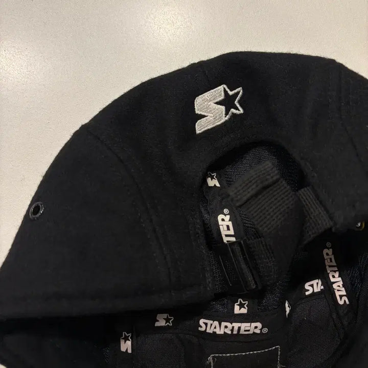 [BUNJANG] Carhartt Starter Wool Black Camp Cap / 칼하트 x 스타터 울 블랙 캠프캡 모자