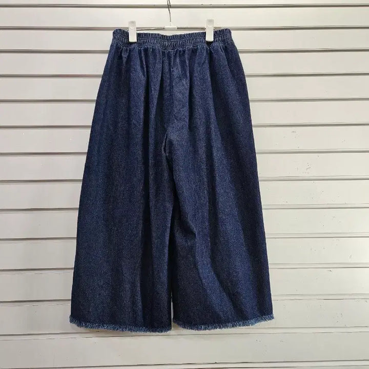 [SOLD OUT] 데님 밑단 수술장식 와이드 밴딩 바지/보물찾기천사