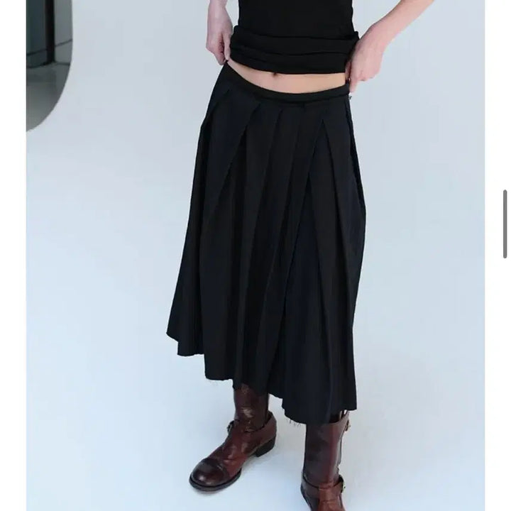 [BUNJANG] Repos Black Pleated Midi Skirt / 리포스 블랙 플리츠 스커트