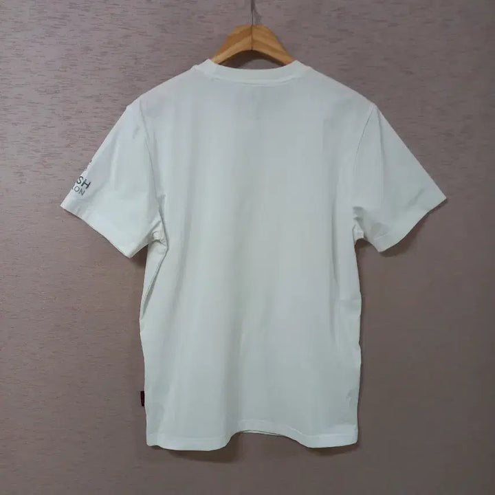 [SOLD OUT] B4-16/데상트 화이트 반팔티 남성M