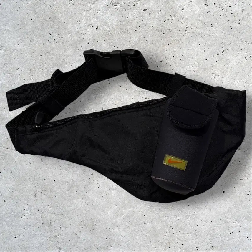 [BUNJANG] Nike Insulated Pocket Black Hip Sack Belt Bag / 02s 나이키 보냉 포켓 블랙 힙색 벨트백 웨이스트백