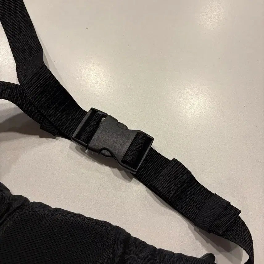 [BUNJANG] Nike Insulated Pocket Black Hip Sack Belt Bag / 02s 나이키 보냉 포켓 블랙 힙색 벨트백 웨이스트백