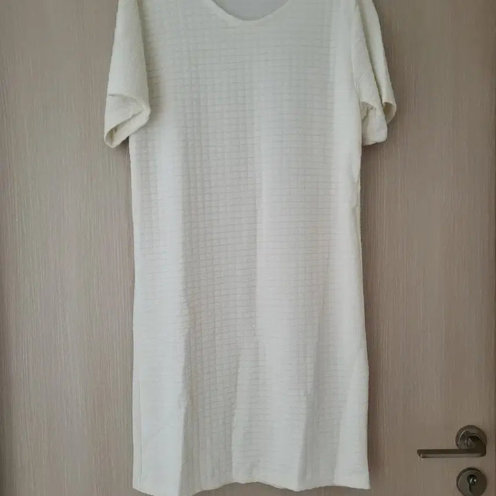 [BUNJANG] Ivory Midi Dress / 미디 원피스 새상품