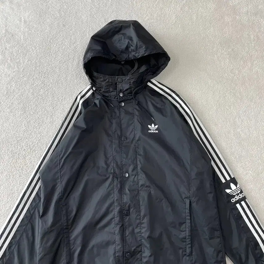 [BUNJANG] Adidas Long Windbreaker Jacket (Black, Size L) / L 아디다스 백로고 롱 윈드 바람막이 락업 자켓 100