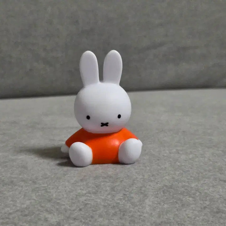 [BUNJANG] Miffy LED Random Gacha Figure / 미피 led 랜덤 가챠 피규어