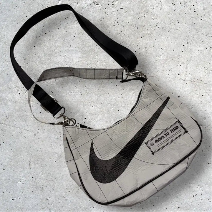 [BUNJANG] Nike Move to Zero Crossbody Bag / 나이키 리유저블 MOVE TO ZERO 크로스 숄더백