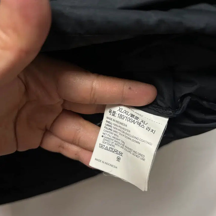 [SOLD OUT] [정품/XL] 언더아머 블랙 덕다운 패딩 조끼/베스트