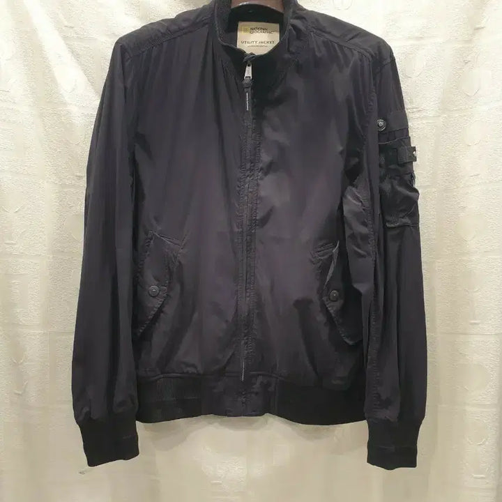 [BUNJANG] National Geographic Utility Windbreaker Jacket - Size L / 내셔널지오그래픽 유틸리티 바람막이 자켓 L(100)