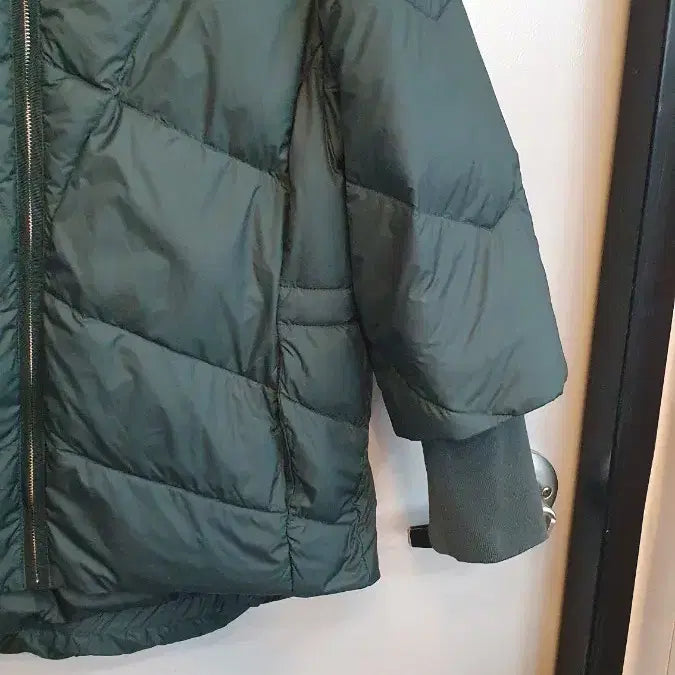 [BUNJANG] BCBG Duck Down Lightweight Padded Jacket / BCBG 덕다운경량패딩점퍼 85-94-155