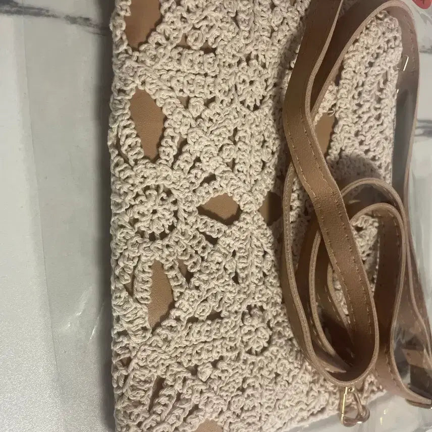 [BUNJANG] Ivory Lace Tote Bag / 레이스가방