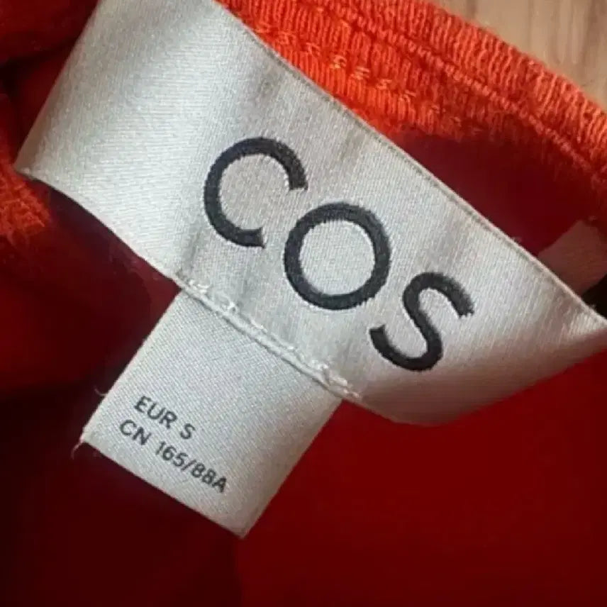 [SOLD OUT] COS 코스 오렌지색 미니 원피스
