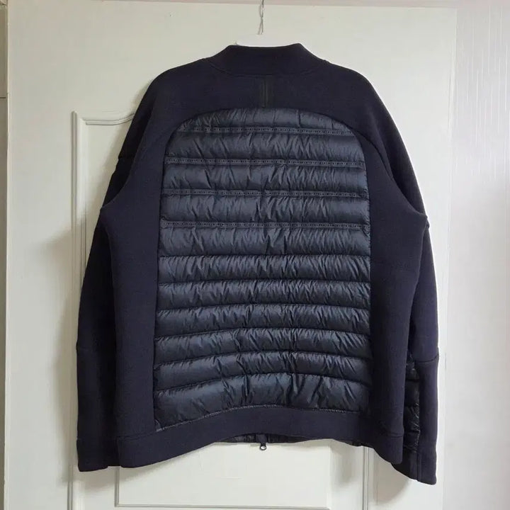 [SOLD OUT] 나이키 테크팩 에어로로프트 자켓