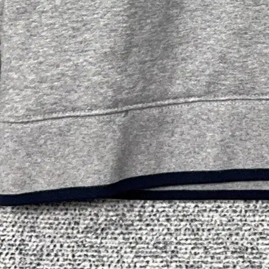 [BUNJANG] COVERNAT Printed Light Gray Sweatshirt (Size S) / 커버낫 프린팅 라이트 그레이 맨투맨 S