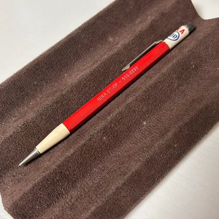 [BUNJANG] Autopoint 1960s Mechanical Pencil 0.9mm / 1960년대 회전식 샤프 0.9mm - 오토포인트 흰 빨강