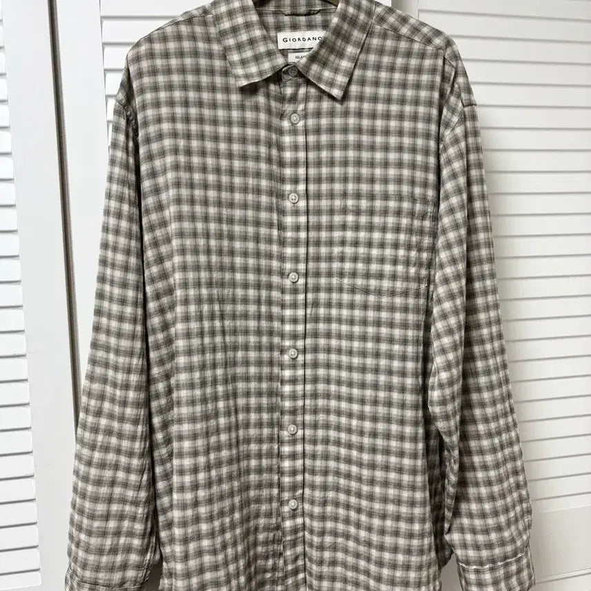 [BUNJANG] Giordano Byun Wooseok Relaxed Fit Checkered Shirt (M Size) / 지오다노 [변우석] 남자 릴렉스핏 체크 셔츠 <M사이즈>