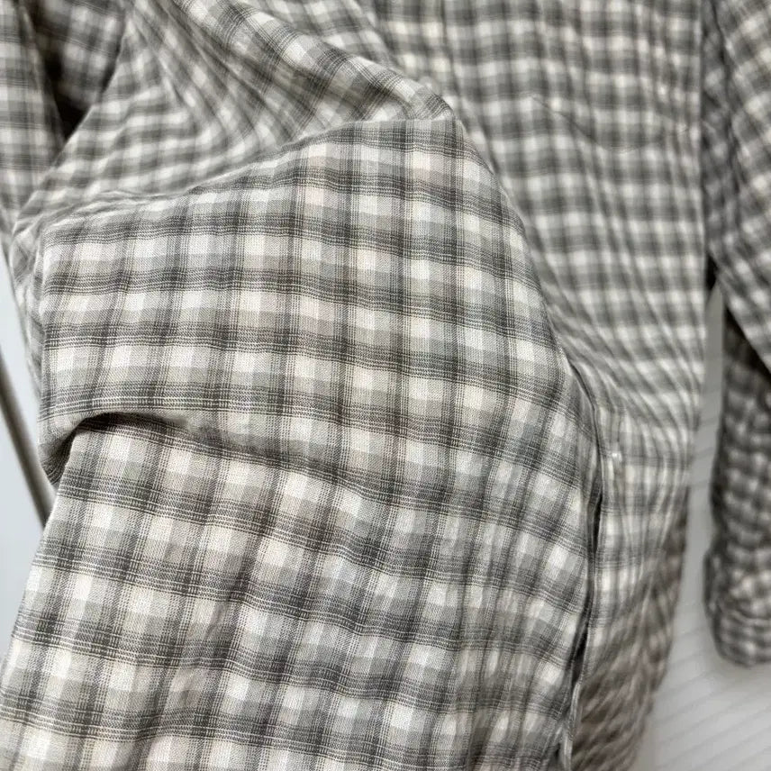 [BUNJANG] Giordano Byun Wooseok Relaxed Fit Checkered Shirt (M Size) / 지오다노 [변우석] 남자 릴렉스핏 체크 셔츠 <M사이즈>