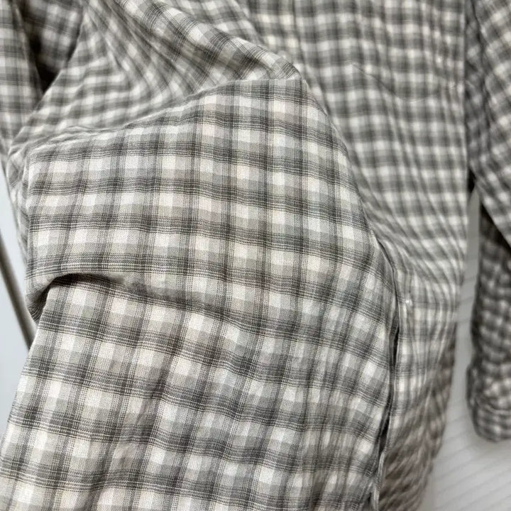 [BUNJANG] Giordano Byun Wooseok Relaxed Fit Checkered Shirt (M Size) / 지오다노 [변우석] 남자 릴렉스핏 체크 셔츠 <M사이즈>