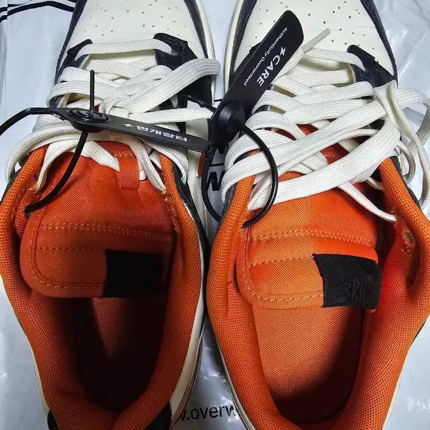 [BUNJANG] Nike Dunk Low Halloween Sneakers / 나이키 덩크로우 할로윈 270사이즈팝니다