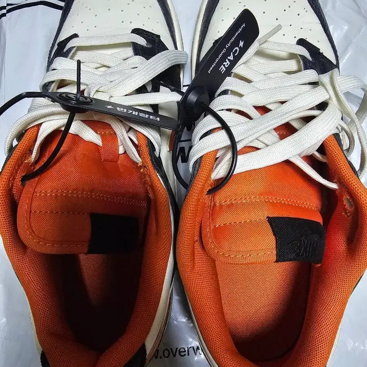 [BUNJANG] Nike Dunk Low Halloween Sneakers / 나이키 덩크로우 할로윈 270사이즈팝니다