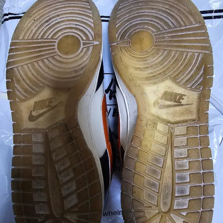 [BUNJANG] Nike Dunk Low Halloween Sneakers / 나이키 덩크로우 할로윈 270사이즈팝니다