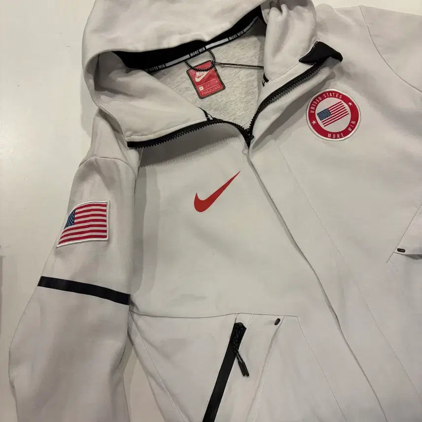 [SOLD OUT] [M] 나이키 USA 미국 국가대표 후드집업  화이트 D721