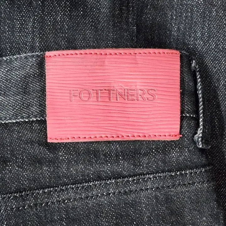 [BUNJANG] FOTTNERS Two Tuck Wide Black Jeans / [S] 파트너스 FOTTNERS 투턱 와이드 블랙 청바지 하이웨이스트 2