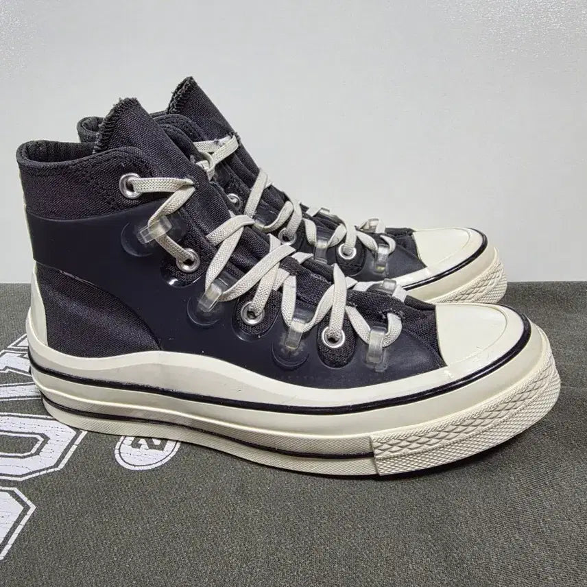 [BUNJANG] Converse Chuck 70 Utility High-Top Sneakers / 컨버스 척 70 유틸리티 하이탑 [245mm]