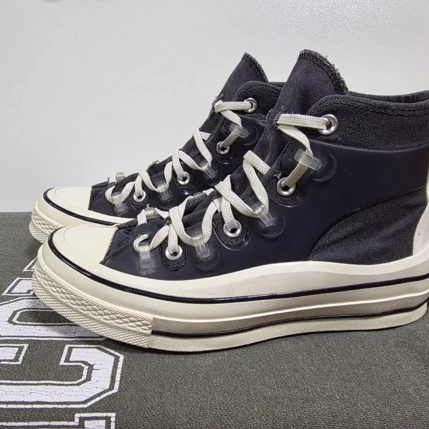 [BUNJANG] Converse Chuck 70 Utility High-Top Sneakers / 컨버스 척 70 유틸리티 하이탑 [245mm]