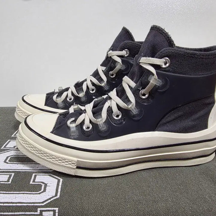 [BUNJANG] Converse Chuck 70 Utility High-Top Sneakers / 컨버스 척 70 유틸리티 하이탑 [245mm]
