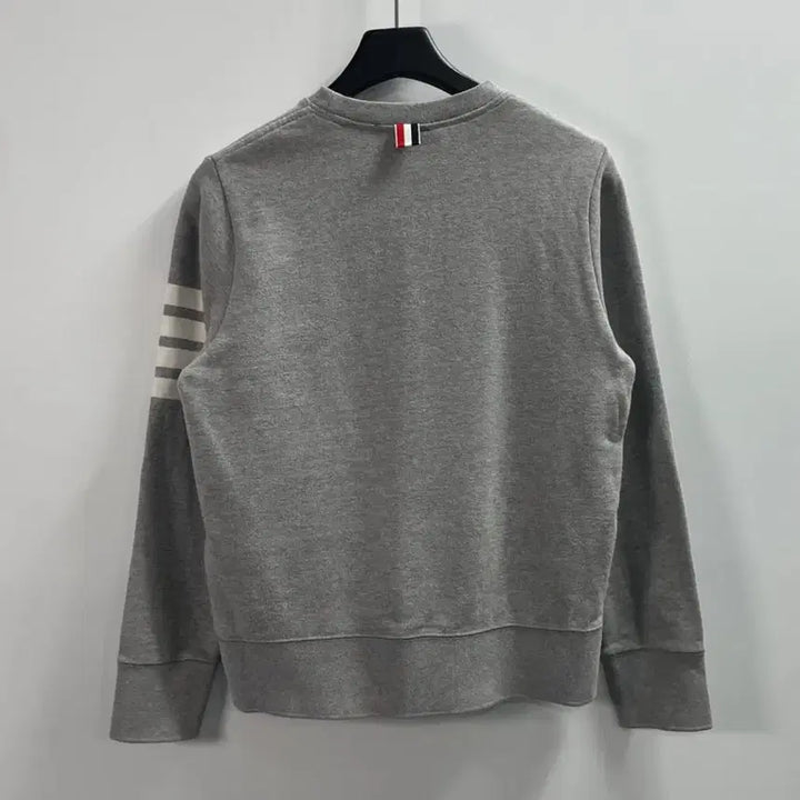 [SOLD OUT] 톰브라운 사선 라운드 맨투맨