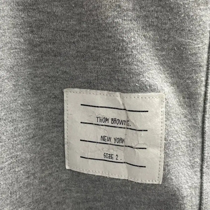 [SOLD OUT] 톰브라운 사선 라운드 맨투맨