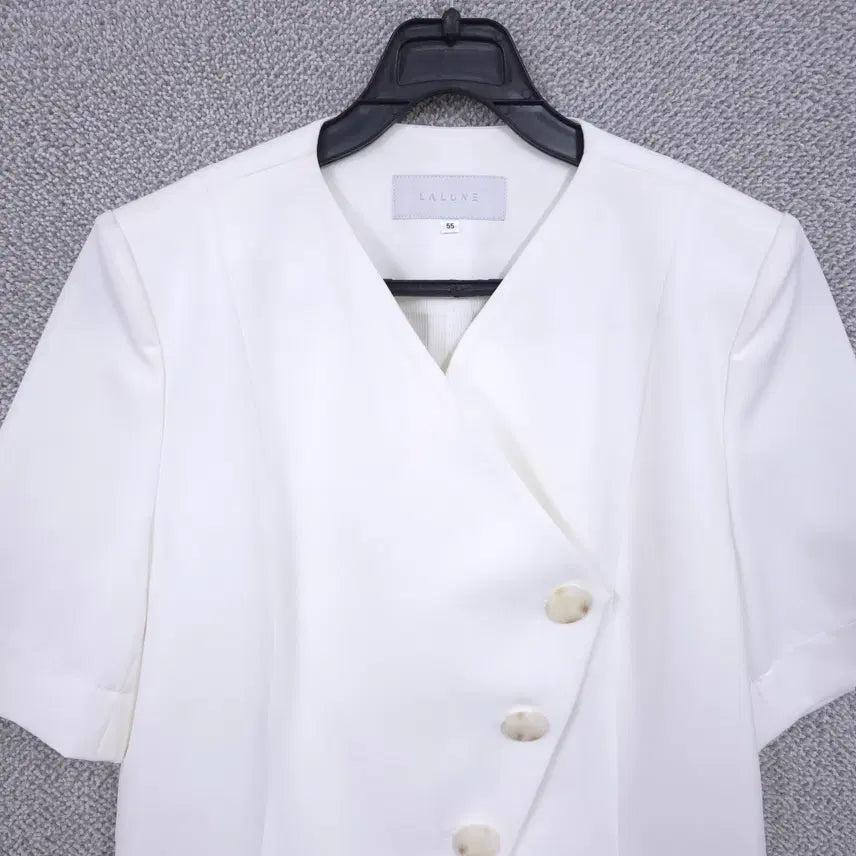 [SOLD OUT] LALUNE 여성 봄/여름 크림화이트 반팔 자켓 55