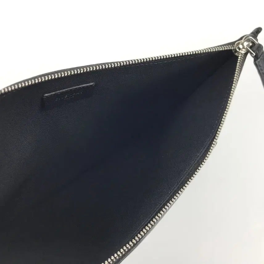 [BUNJANG] Givenchy Antigona Medium Clutch Bag / 지방시 Givenchy 안티고나 미듐 클러치백
