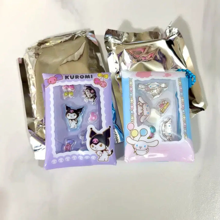 [SOLD OUT] 산리오 캔디봉봉 스티커 파우치 키링 쿠로미,시나모롤(판매/교환)