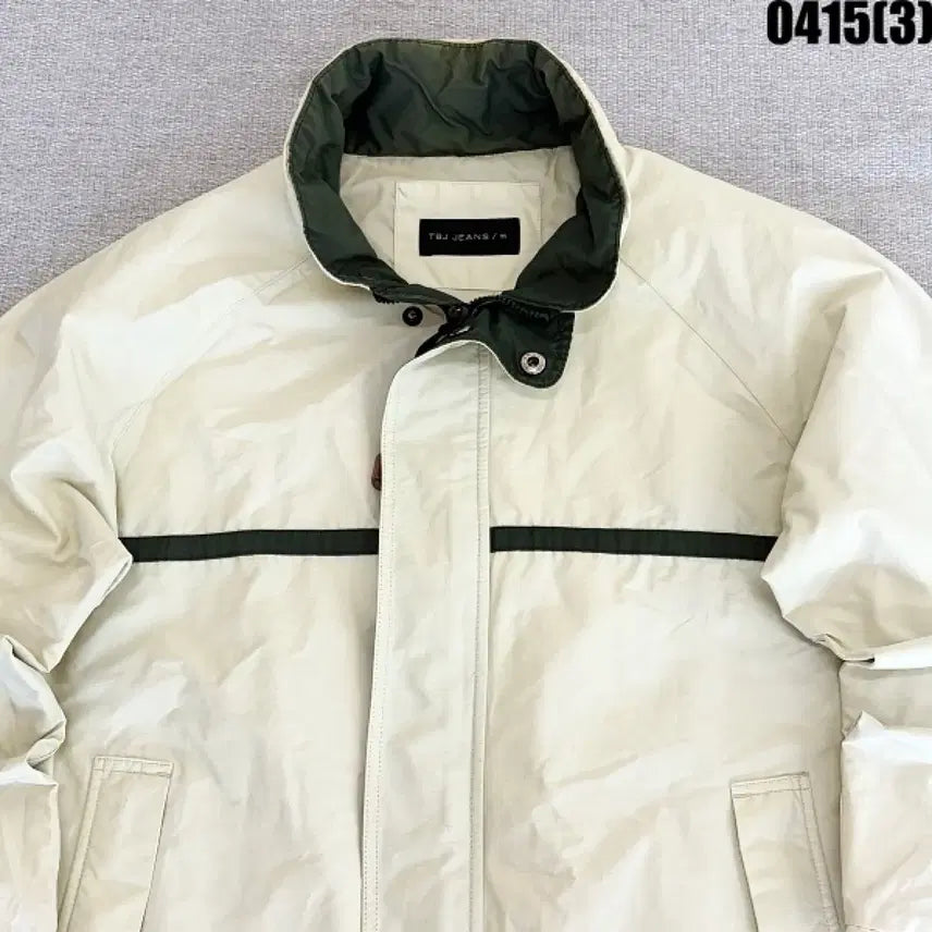 [BUNJANG] TBJ Ivory Windbreaker Jacket (95) / 95 TBJ 아이보리 바람막이 점퍼 0415(3)